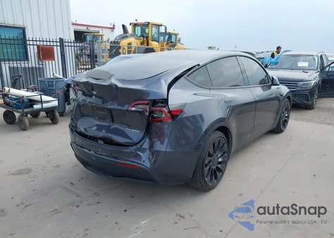 2022 Tesla Model Y Performance Dual Motor All-Wheel Drive z USA, uszkodzony, nr VIN 7SAYGDEF1NF375183